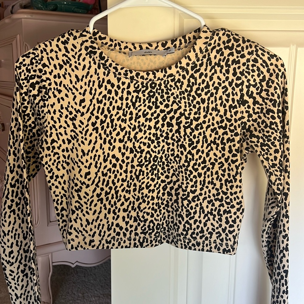 Adika long sleeve crop top